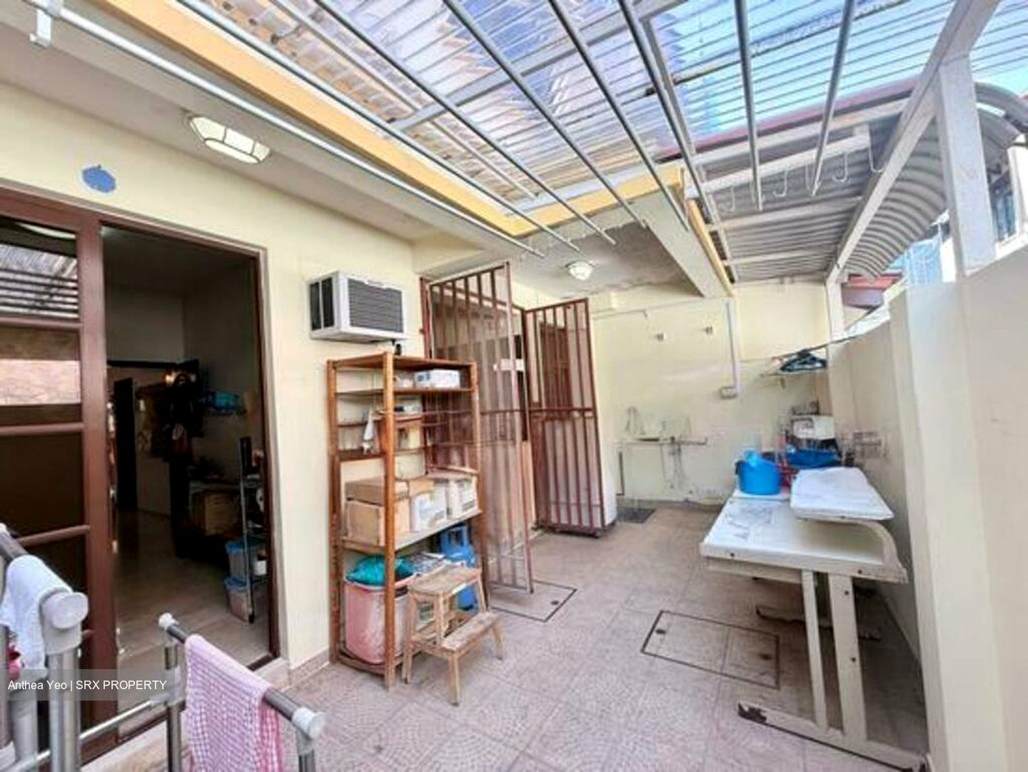 Cambridge Road (D8), Terrace #551977621